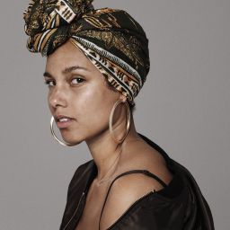 Alicia Keys and the #NoMakeup Movement